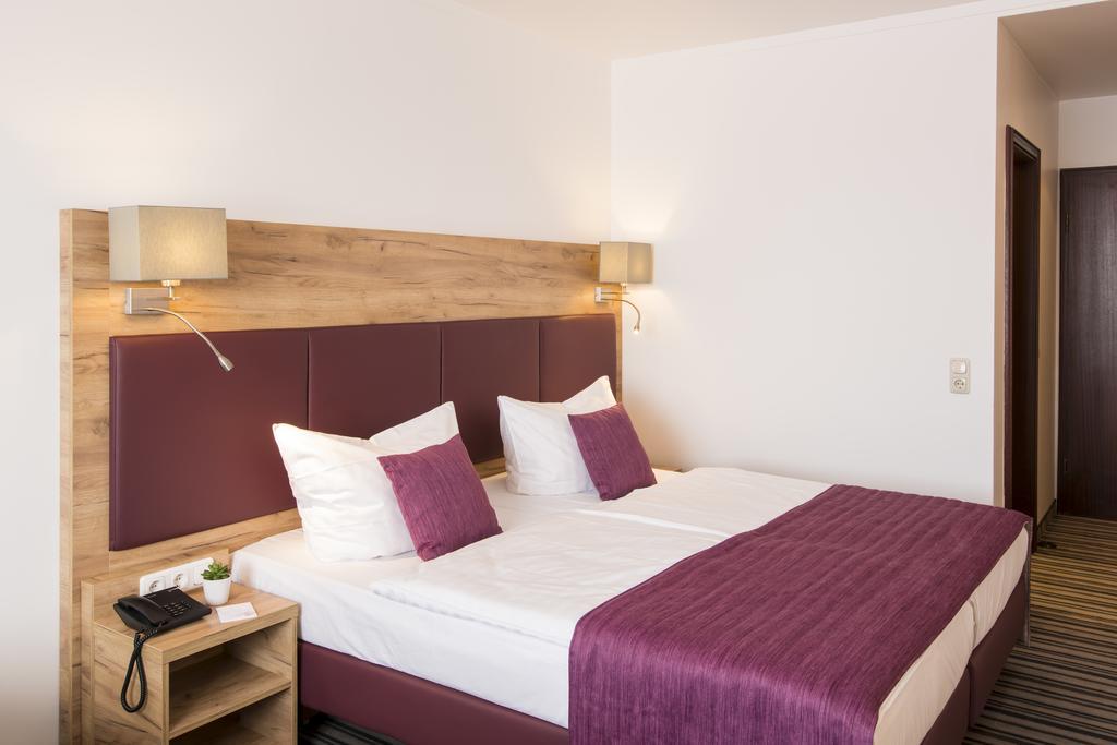 Hotel Touric Korbach Bagian luar foto