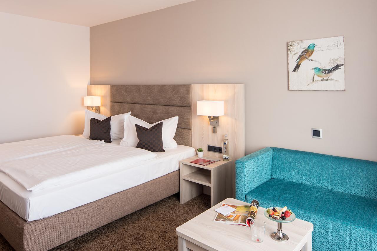 Hotel Touric Korbach Bagian luar foto