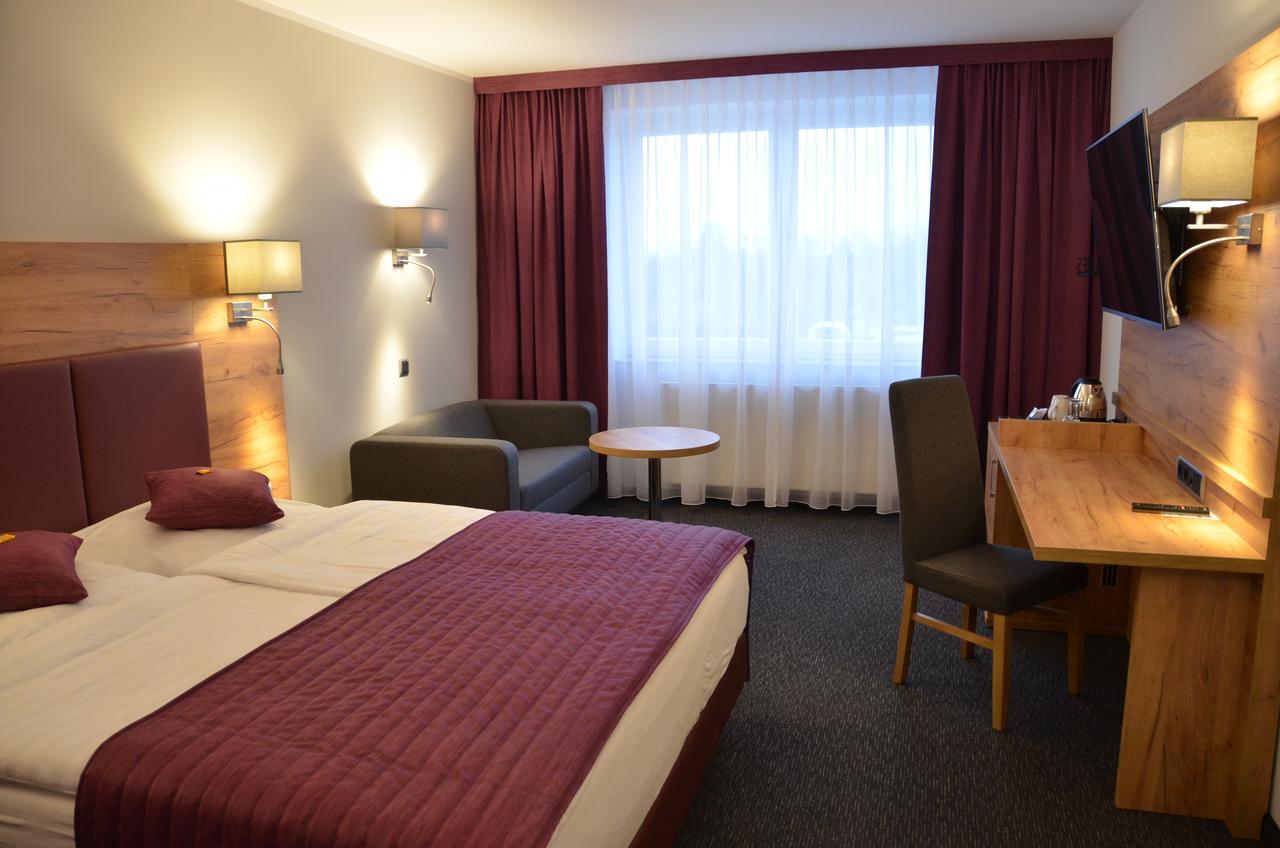 Hotel Touric Korbach Bagian luar foto